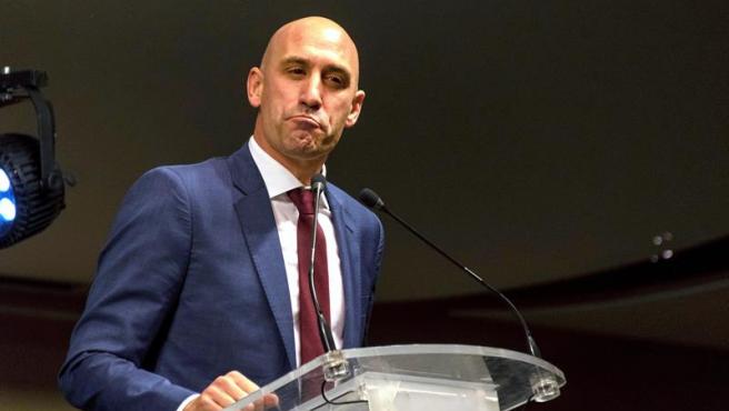 Luis Rubiales ruled out prospect of giving Barcelona La Liga title